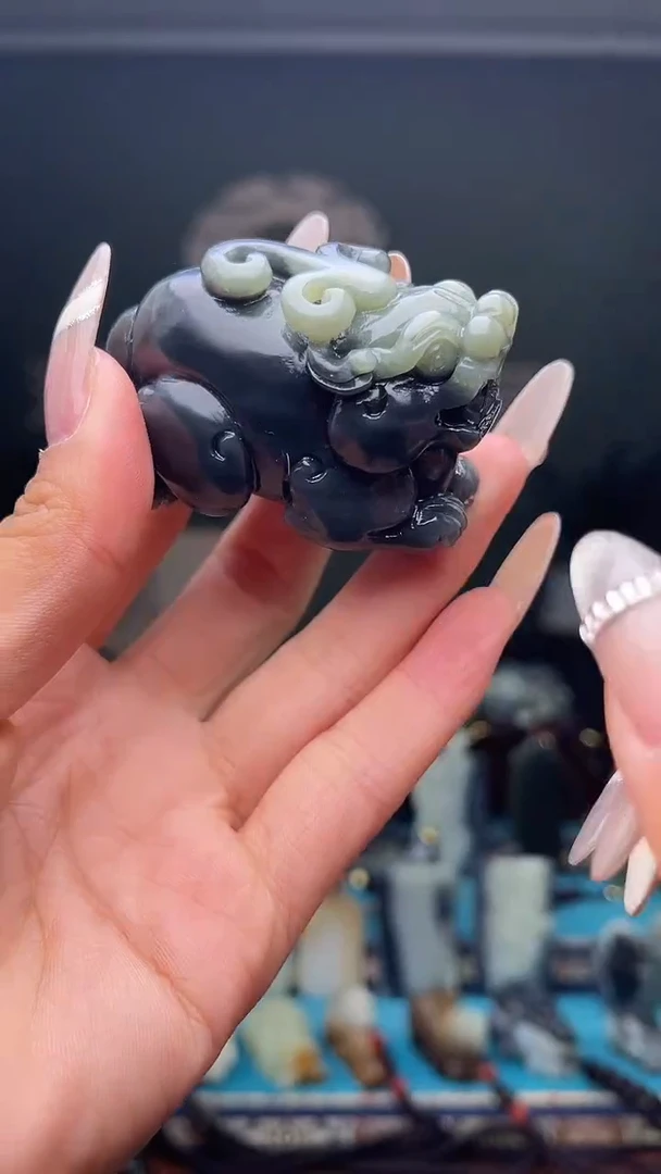 未镶嵌和田玉挂件1