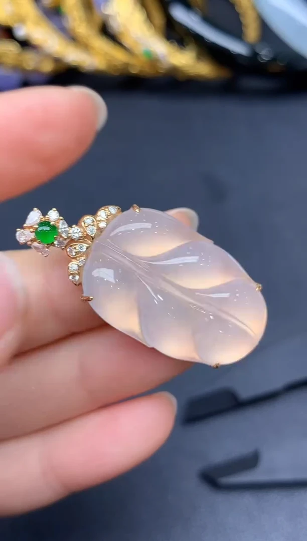 颈饰18K金镶嵌翡翠372-雪姐翡翠天天见