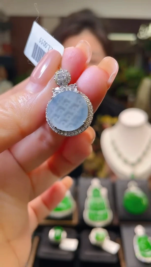 【闪购商品】翡翠吊坠(不含链)未镶嵌翡翠吊坠