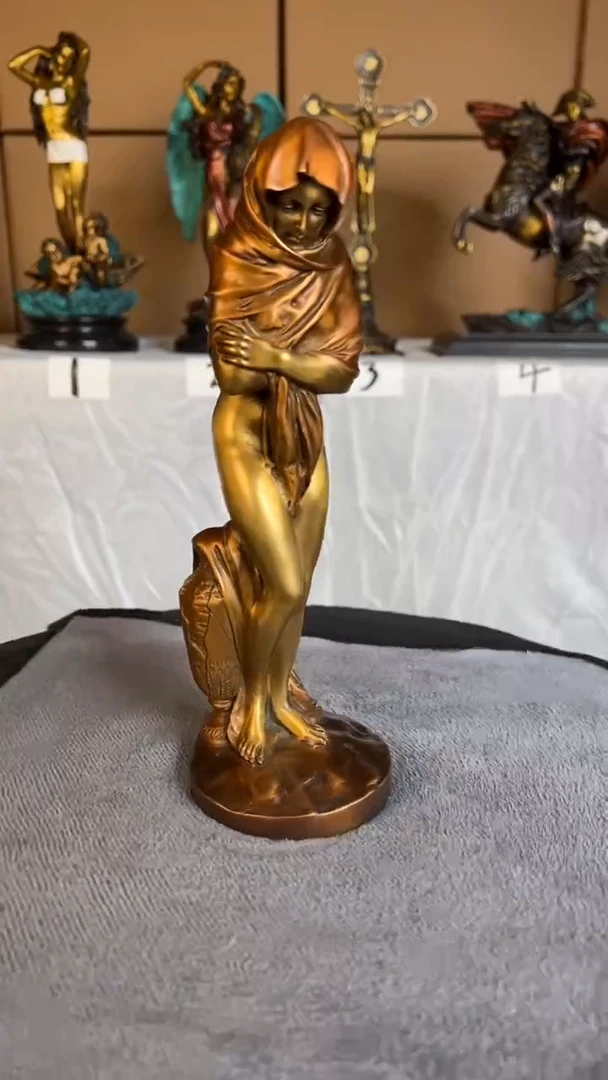 精铜材质精美雕塑