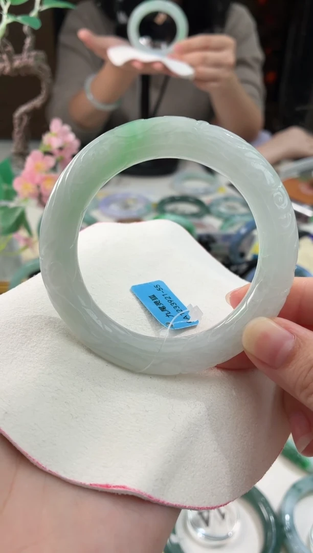 未镶嵌手镯翡翠3  翡翠手镯 55