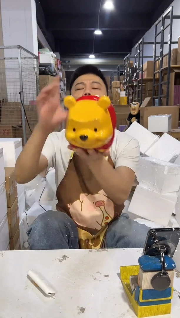 瓷片维尼大号钱罐