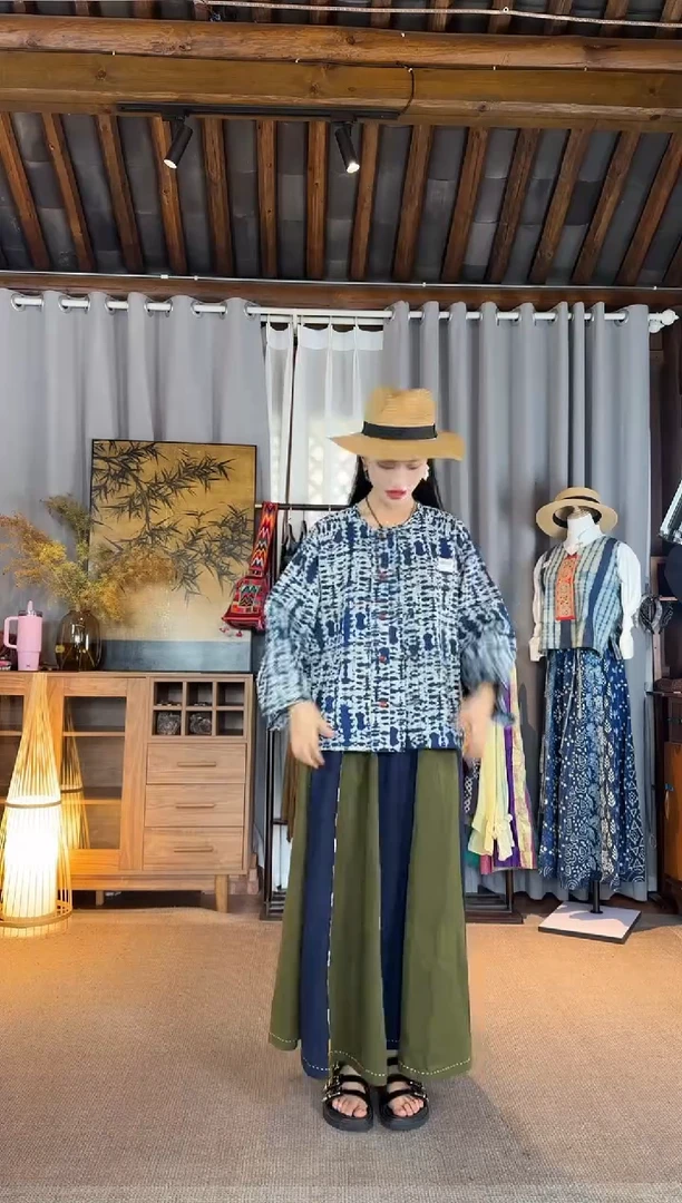 设计师款小香风拓印外套