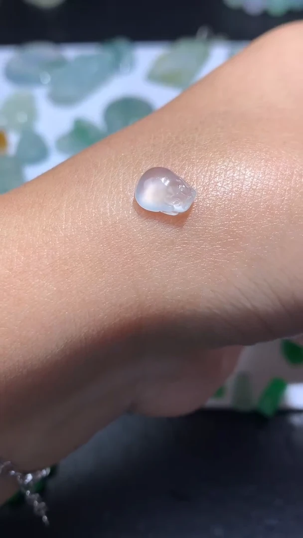 未镶嵌定制翡翠毛货