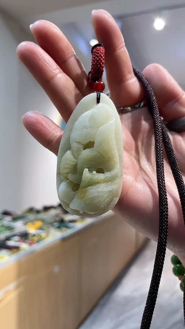 【闪购商品】和田玉（糖玉）颈饰未镶嵌吊坠