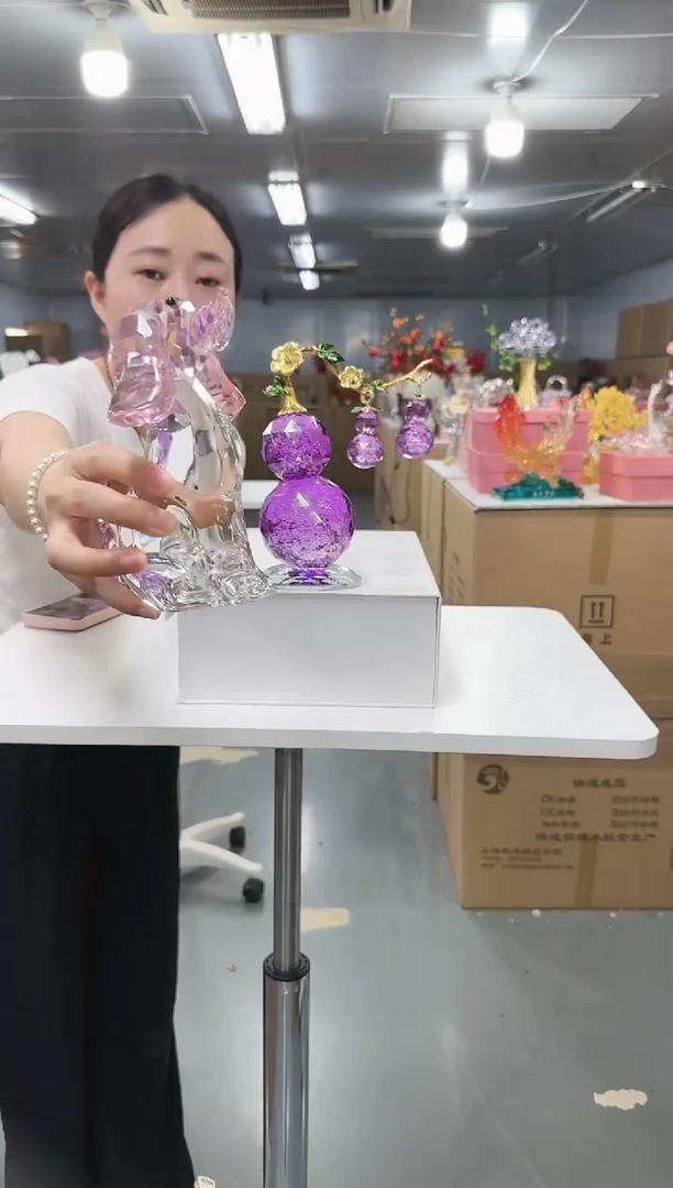 金沃水晶琉璃     狗