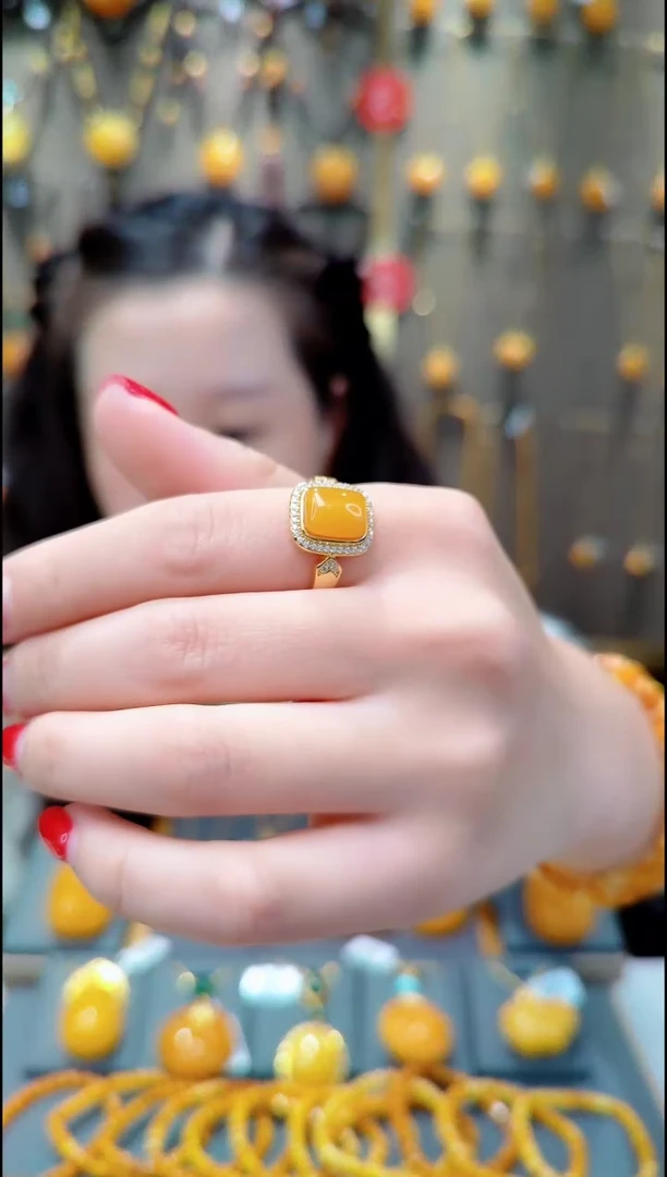 【闪购商品】蜜蜡戒指银S925镀金镶嵌H607蜜蜡戒指