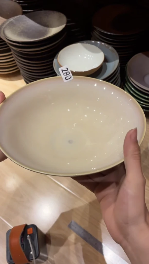 瓷片烦****?280微瑕只此青绿深汤盆1个