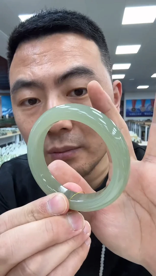 未镶嵌手镯和田玉56  677
