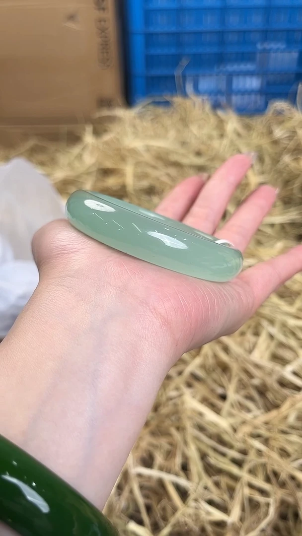 未镶嵌手镯石英质玉B-999-62