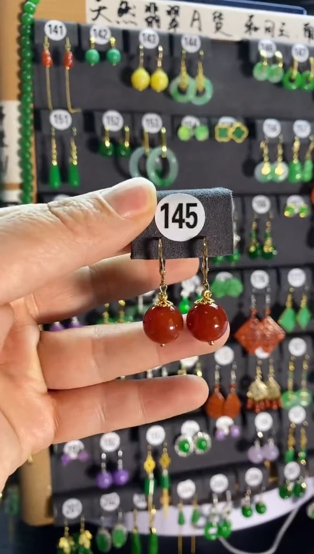 【闪购商品】南红玛瑙耳饰银S925镶嵌145....