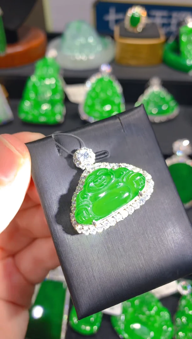 【闪购商品】翡翠颈饰银S925镶嵌4一季