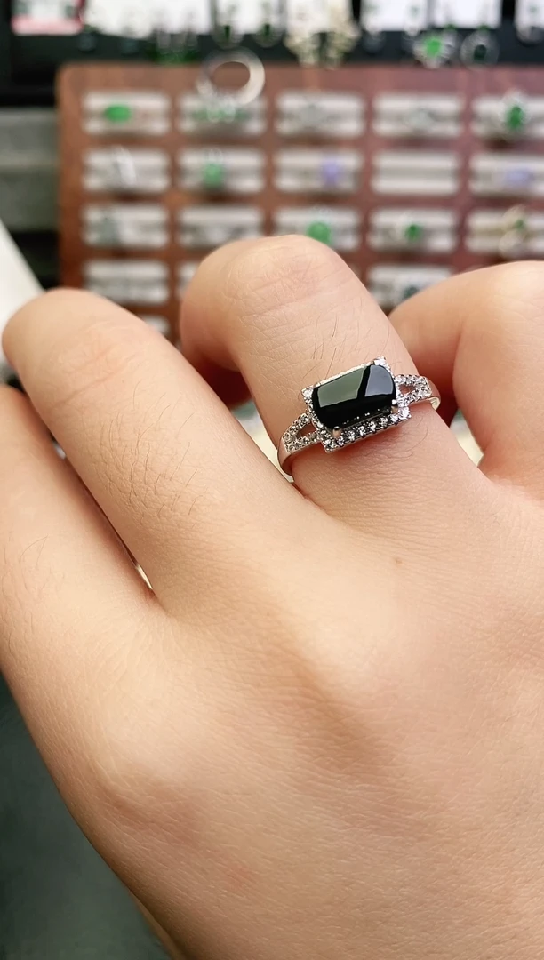 银S925镶嵌戒指翡翠筱*0