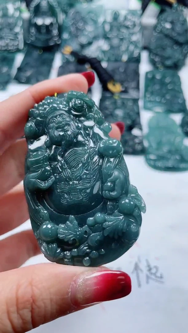 【闪购商品】翡翠颈饰未镶嵌