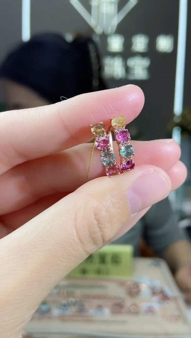 【闪购商品】碧玺耳饰银S925镶嵌耳饰