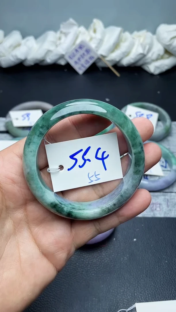 未镶嵌手镯翡翠55