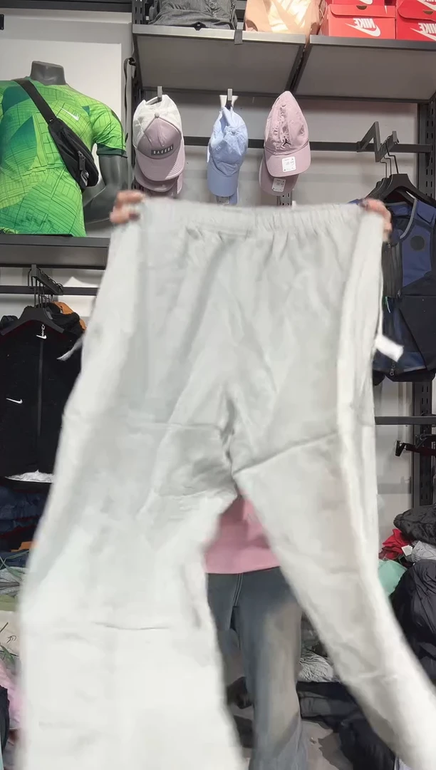 1331 编码 瑕疵款直播间过款为准 尺码