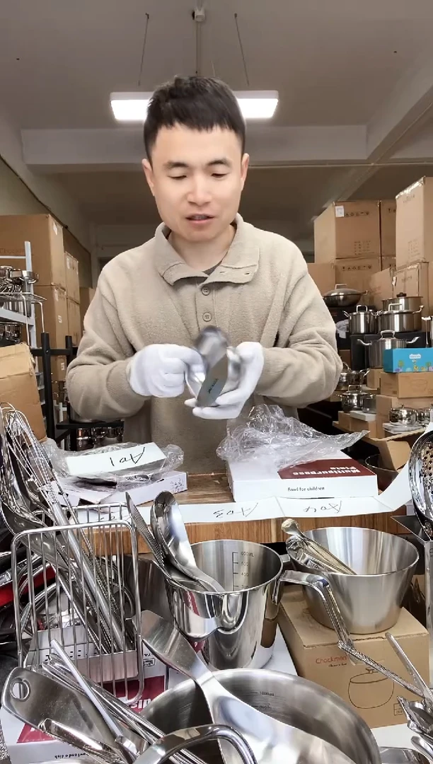 A01 微瑕勺筷搁盘