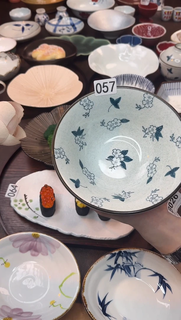 瓷（满满花）罗纹面碗