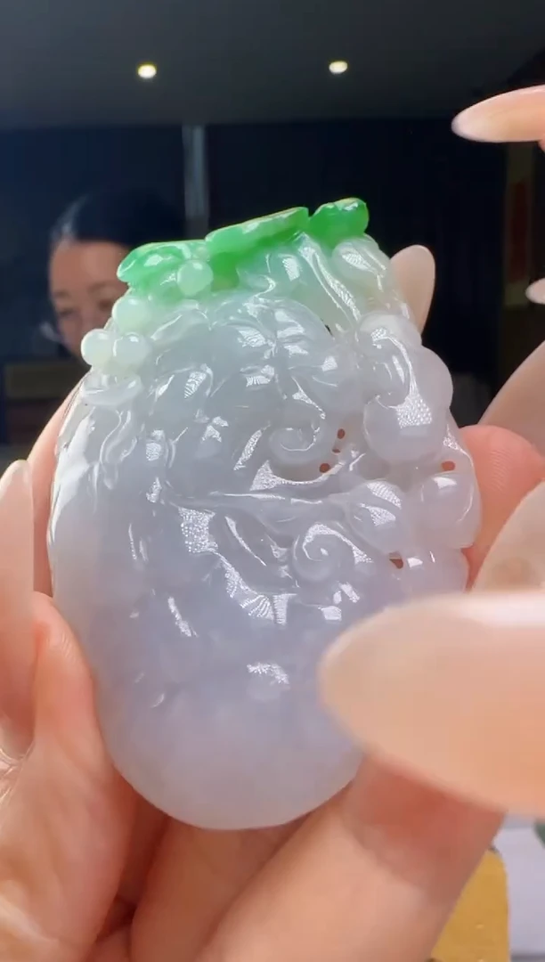 翡翠未镶嵌颈饰YJ@@WS1WX38758