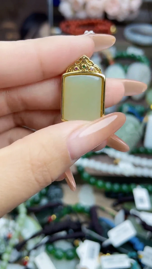 颈饰未镶嵌和田玉未镶嵌和田玉吊坠多样性拍一发一