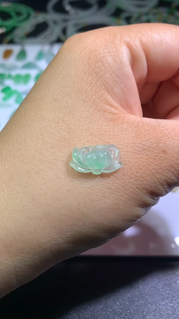 未镶嵌定制翡翠毛货