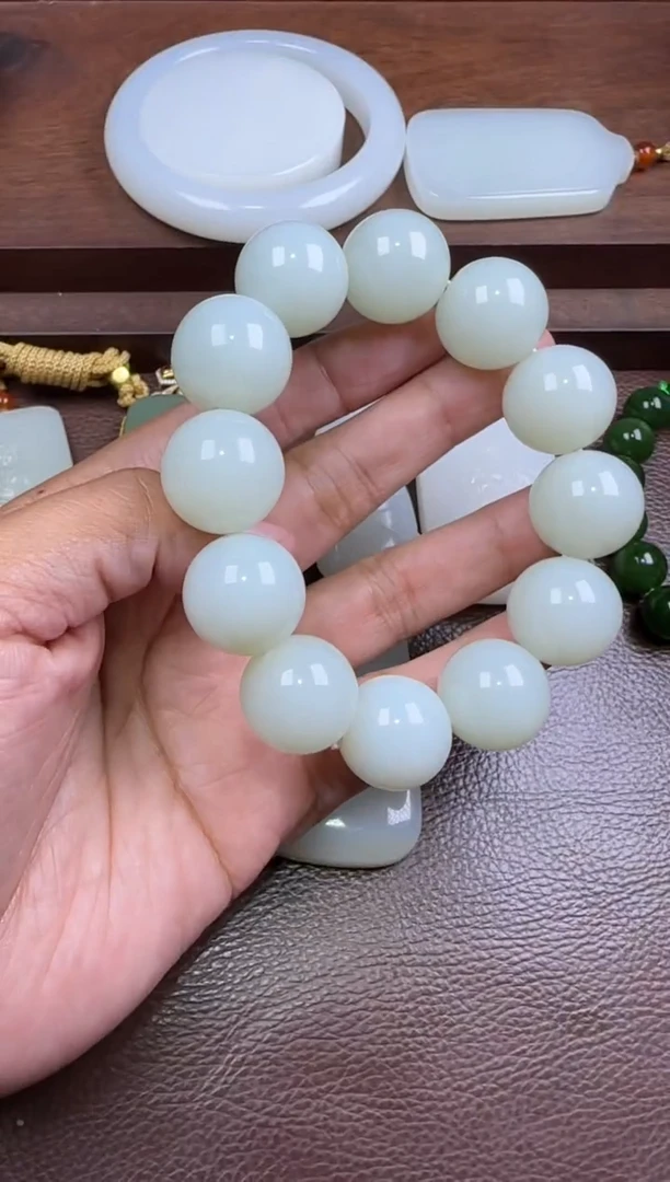 未镶嵌和田玉挂件和田玉手串