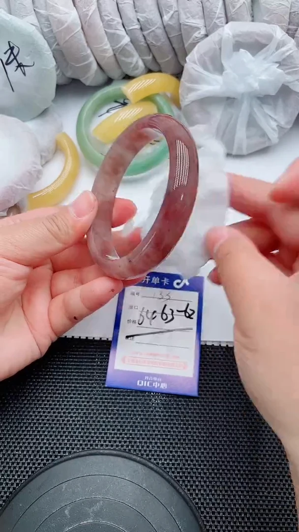 未镶嵌手镯石英质玉133-63-64