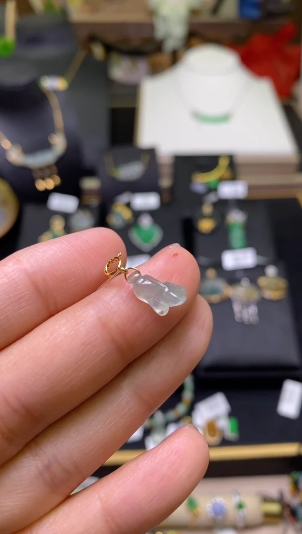 【闪购商品】翡翠颈饰18K金镶嵌净货17971