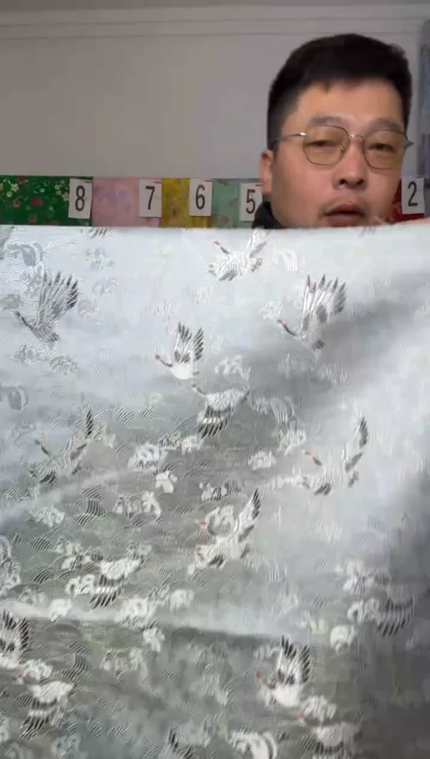 混纺满18元包邮.两单连裁.宽.长70.50