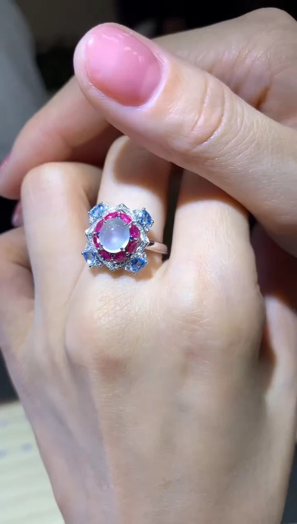 18K金镶嵌戒指翡翠|不退不换