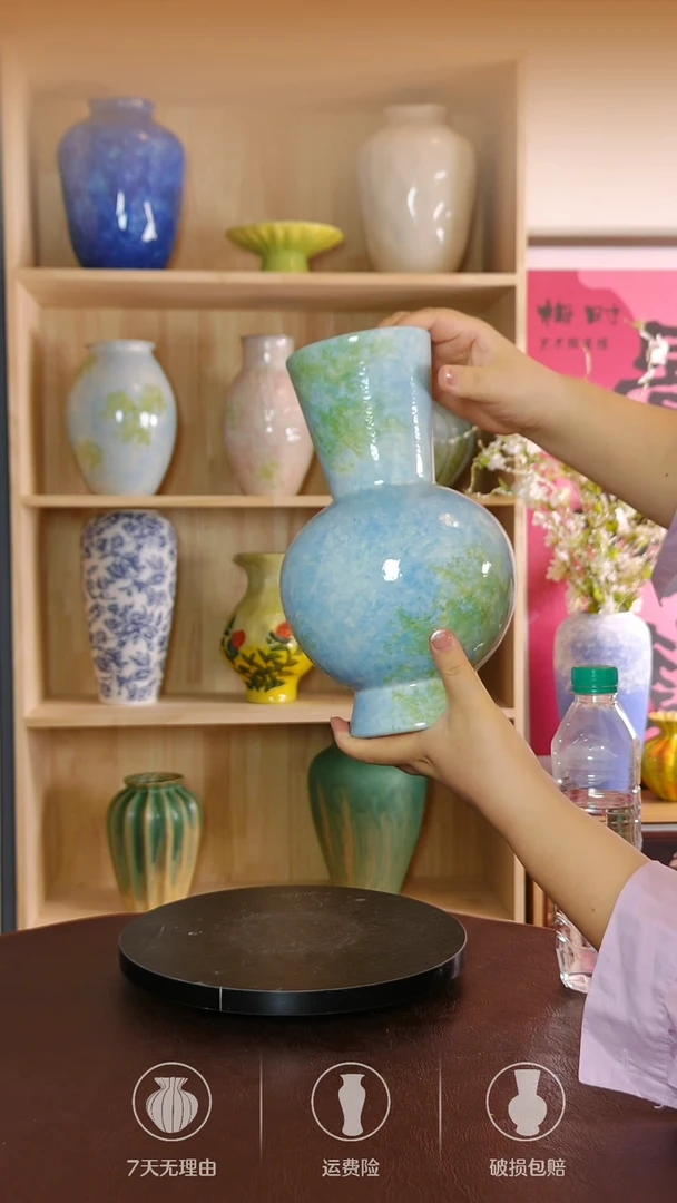 矿石蓝糖果色花瓶