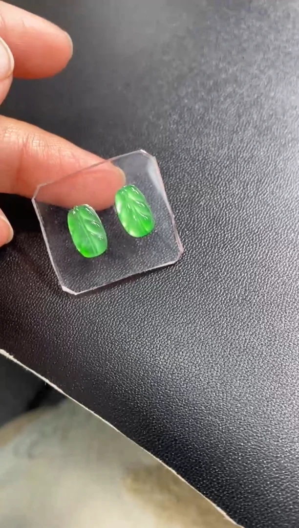 未镶嵌定制翡翠叶子