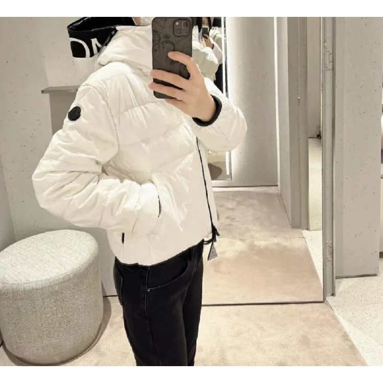 MONCLER/羽绒服/95新/[251229SJ]