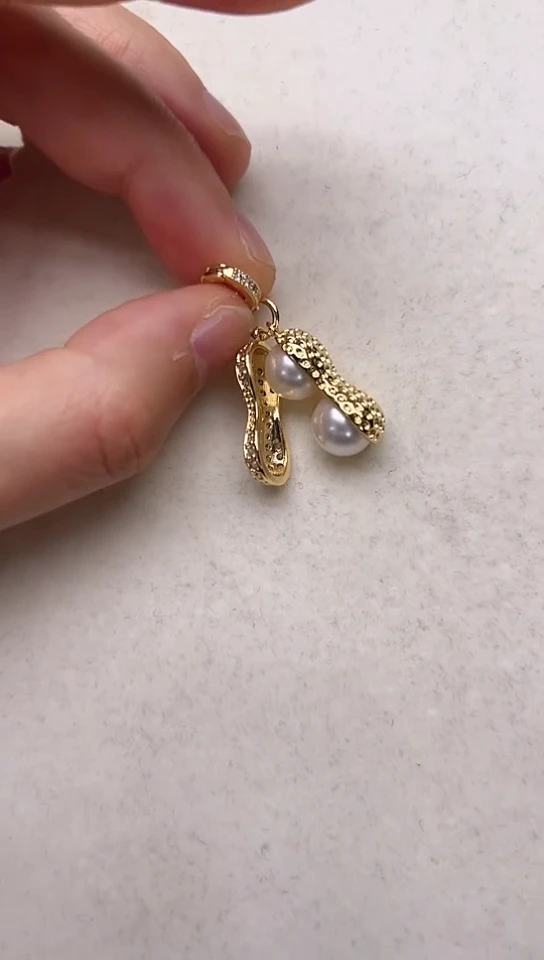 【闪购商品】淡水珍珠颈饰合金花生