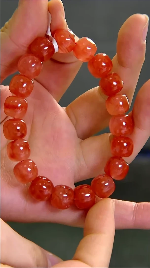 【闪购商品】南红玛瑙手串未镶嵌010DY00121产品一个