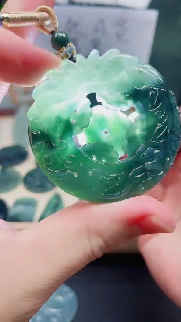 翡翠未镶嵌颈饰纯天然A货翡翠假一赔十