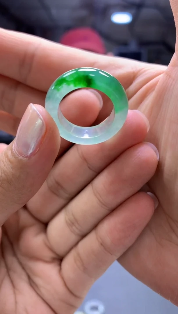 未镶嵌定制翡翠招**?戒圈#20800元-毛货需精细抛光