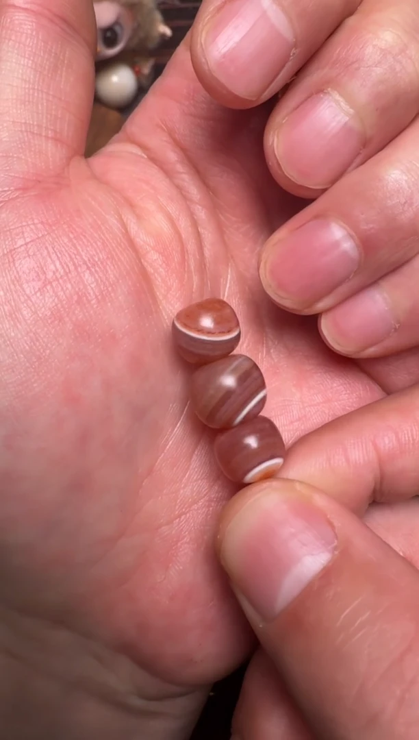 【闪购商品】玛瑙/玉髓颈饰未镶嵌珠改熔岩珠一组三枚