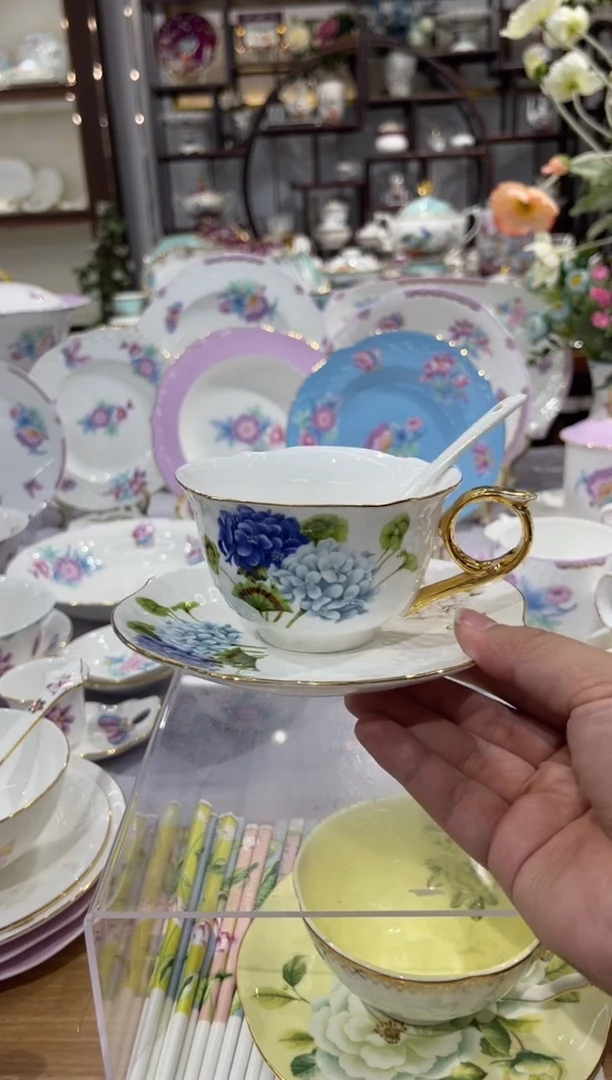 36%以上骨粉骨瓷咖啡杯碟配小白勺