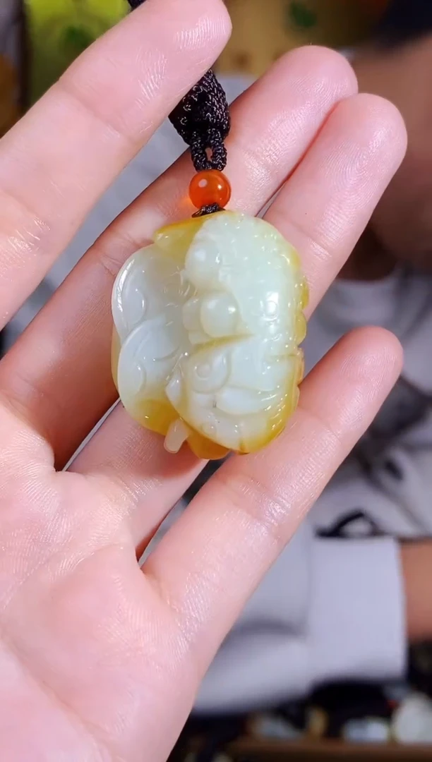 【闪购商品】和田玉颈饰未镶嵌1