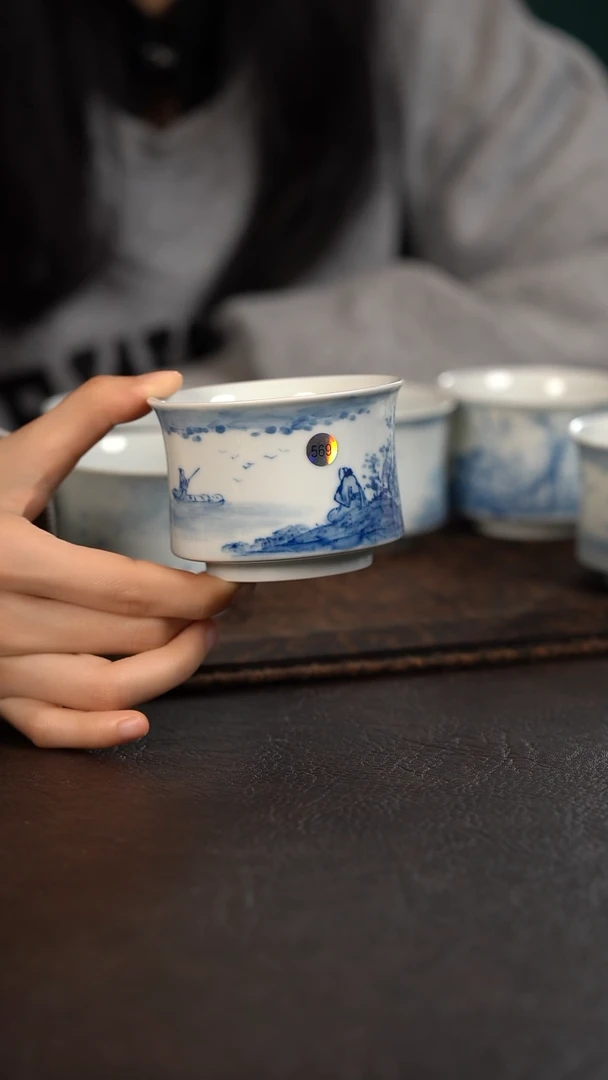 【闪购商品】杯569HLX陶瓷山水马蹄束腰杯