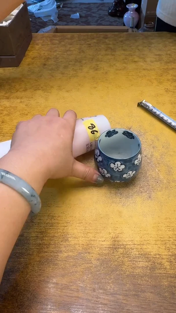 瓷器瓷器瓷器瑕疵86兰粉水碗