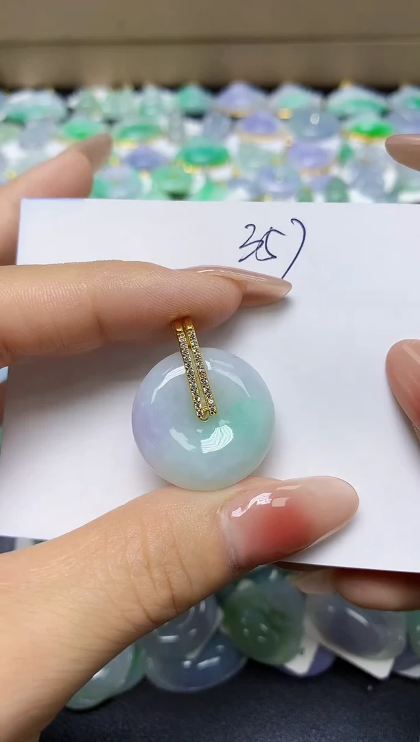 翡翠未镶嵌颈饰 天然缅甸翡翠A货
