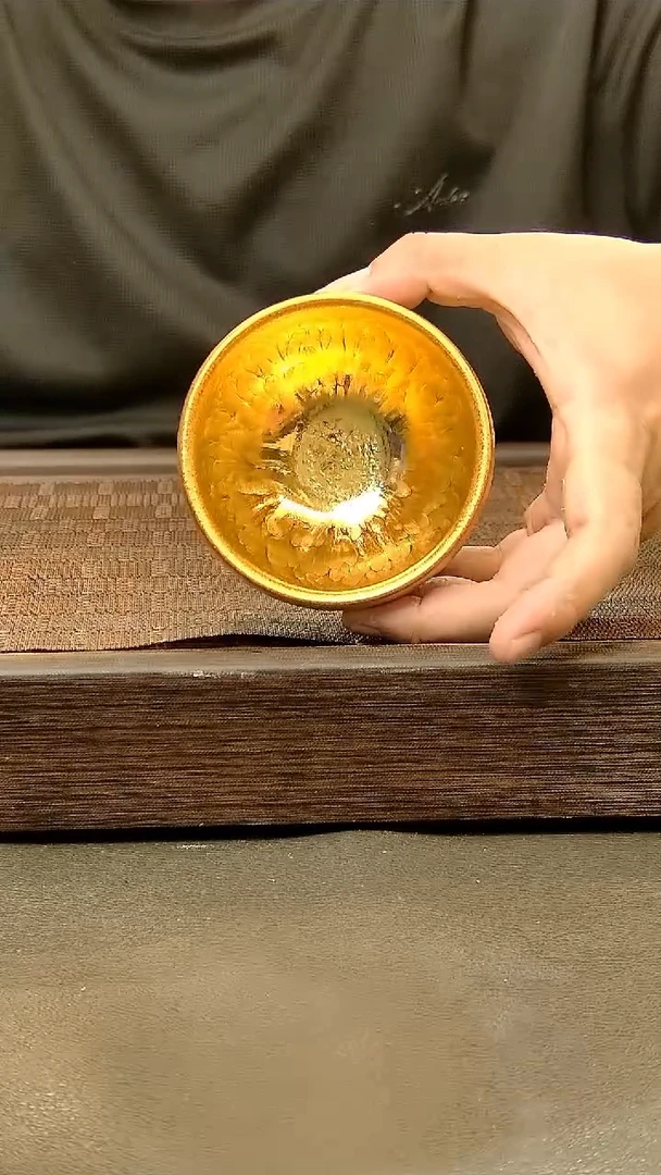 茶盏117=，。。。。。。