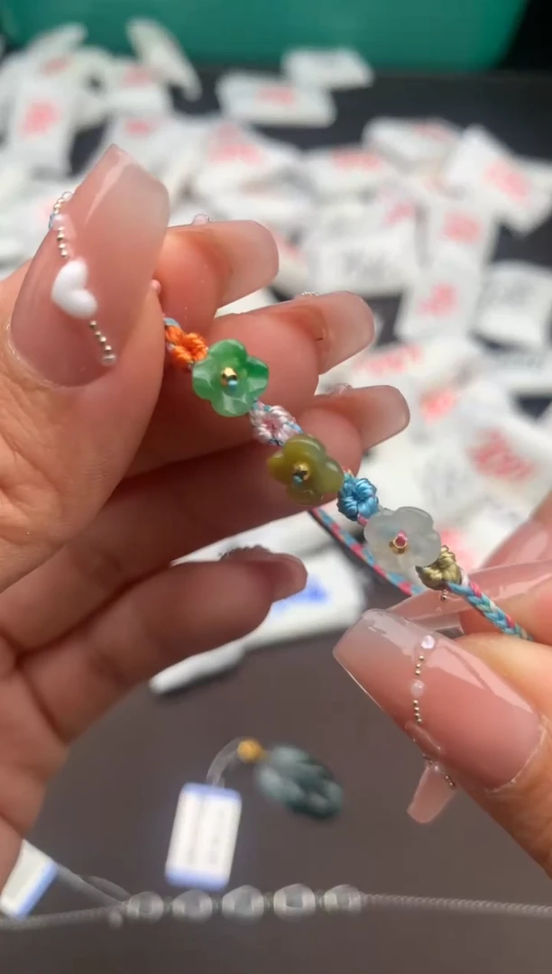 【闪购商品】翡翠手绳未镶嵌一