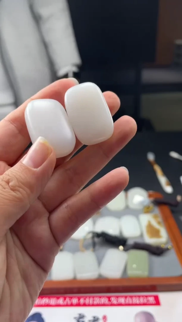 【闪购商品】和田玉颈饰未镶嵌-21HDJT0128393多样性发其一