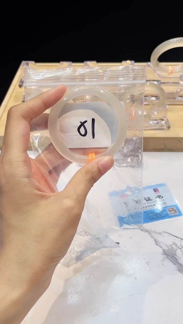 玛瑙/玉髓手镯未镶嵌51-5+