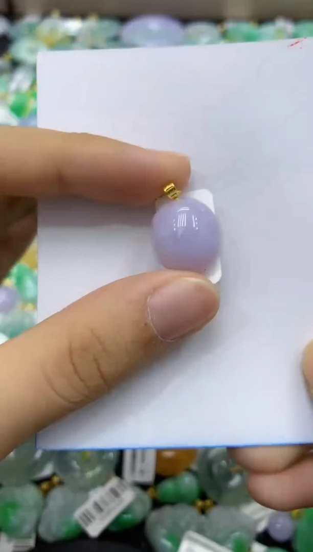 颈饰18K金镶嵌翡翠天然缅甸翡翠A货