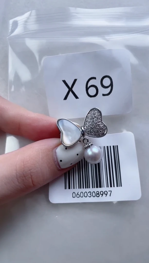 未镶嵌海水珍珠胸针X69